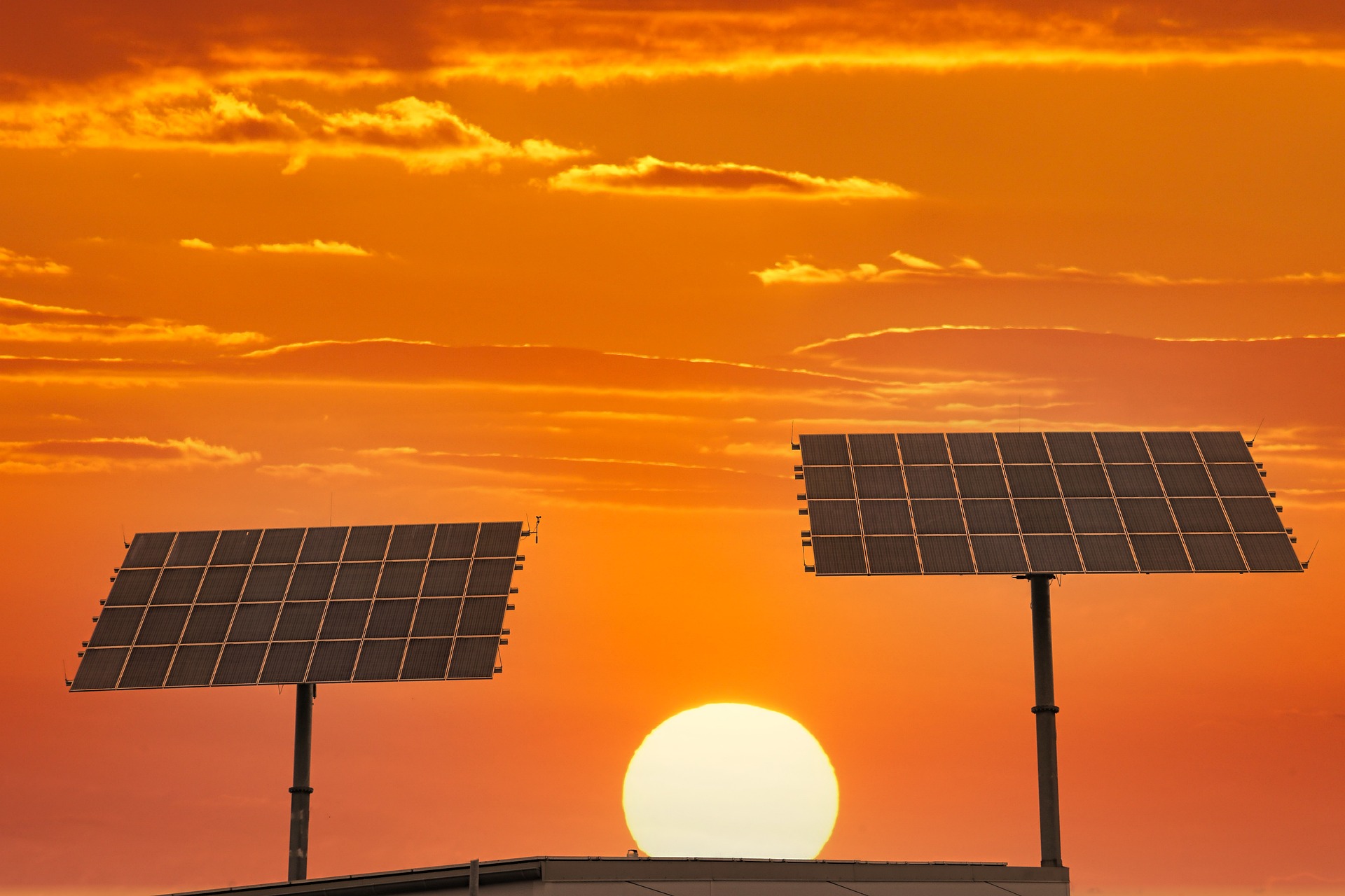 The clean energy sector continues to exhibit robust growth.